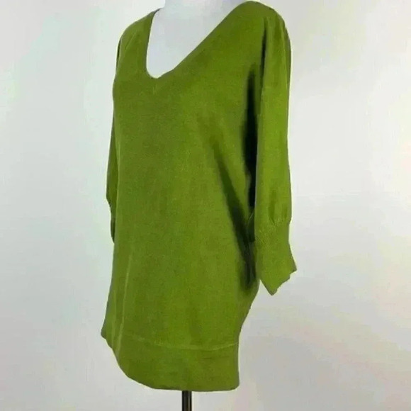 New York and Co sweater size XS Green V-neck Dolan - Picture 8 of 12